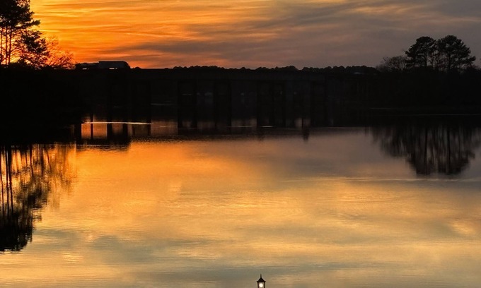 Lincoln Apartment | The “IN-LAW” lakefront apartment @ Sunset Estates