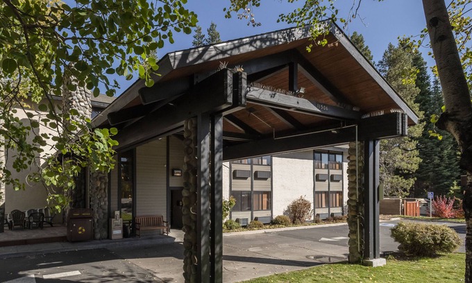 Truckee Hotel | The Inn at Truckee