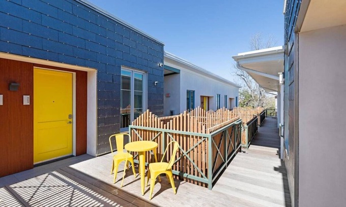 Cannonborough Elliotborough Apartment | The Iris, Signature Suite