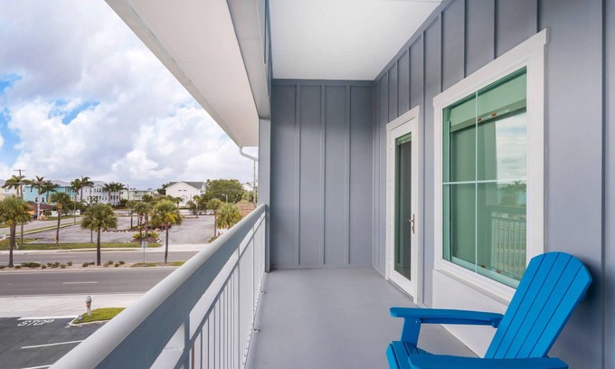 Dunedin Hotel | The J Hotel Dunedin Clearwater, an Ascend Collection Hotel