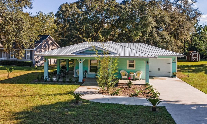 Candler House | The "Key West" Cool vibes in Central Florida