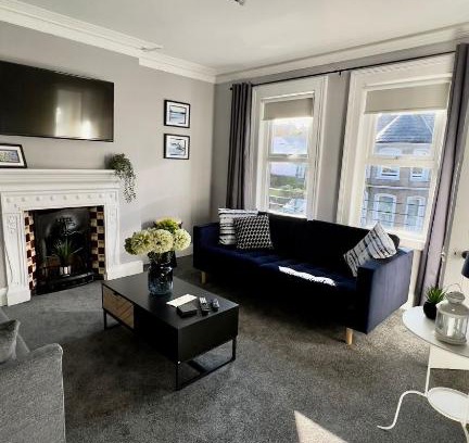 Whitehead Apartment | The King's Tower