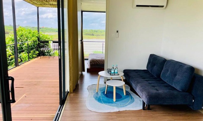 Dinh Quan Cabin | The Lake House Retreat & Watersports