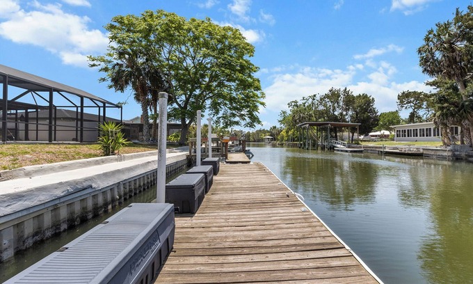 Crystal River House | The Lionfish Lodge