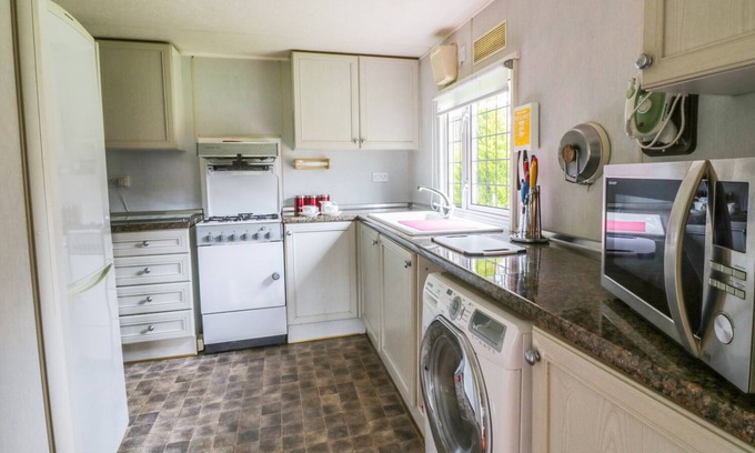 Attleborough Cottage | The Lodge