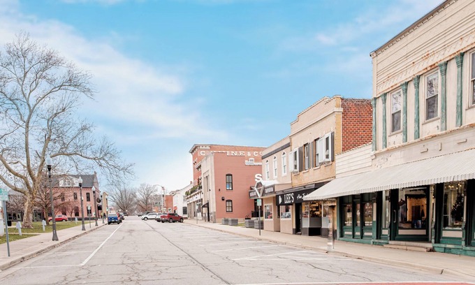 Highland Apartment | The Loft on the Square