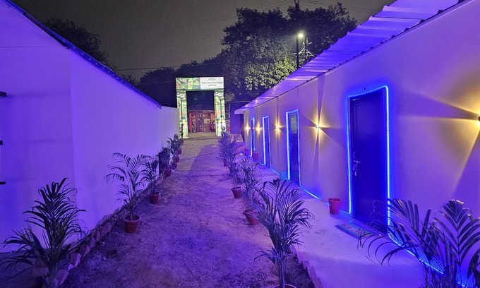 Naini Hotel | The Mahakumbh Vatika