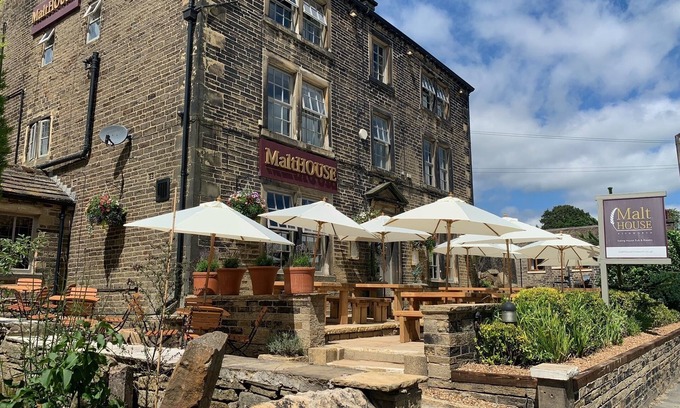 Rishworth Bed & Breakfast | The Malthouse