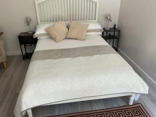 Newmarket House | The Meadow Garden Guest Room