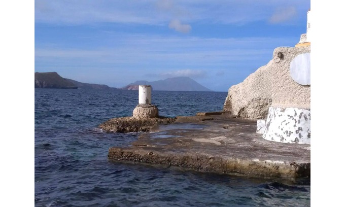 Tripiti House | The monk boathouse