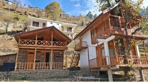 Shoja House | The mysteryworld a-wooden tree cottage jibhi