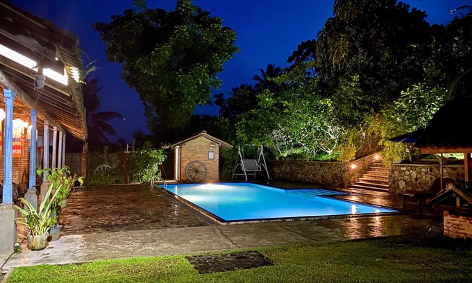 Karandeniya Villa | The Nature Palace Villa