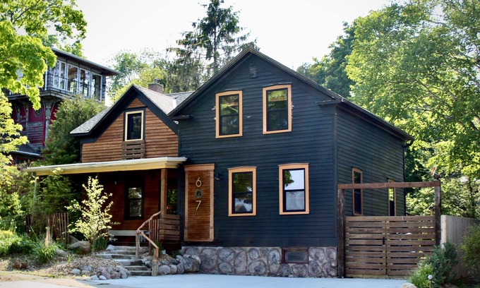 Kewaunee House | The Nauti Pelican! Steps from Lake Michigan's stunning beach- Your Dream Escape!