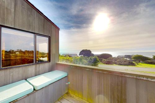 Sea Ranch House | The Nautilus