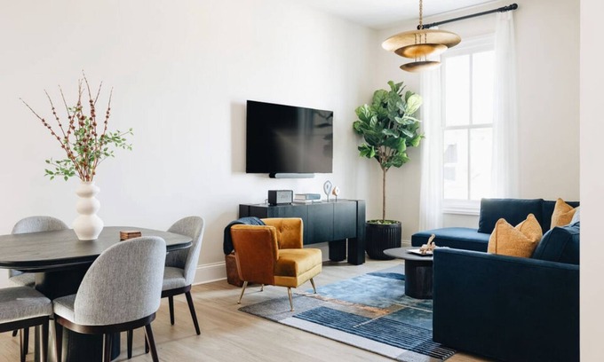 Prospect Hotel | The Nook at The Purple Martin is a two bedroom one bath unit in Norton Commons