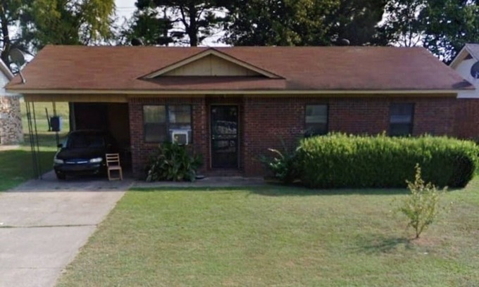 Forrest City House | "The Nook" Relax and Enjoy.