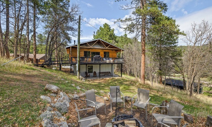 Keystone Cabin | The Oak Grove Cabin