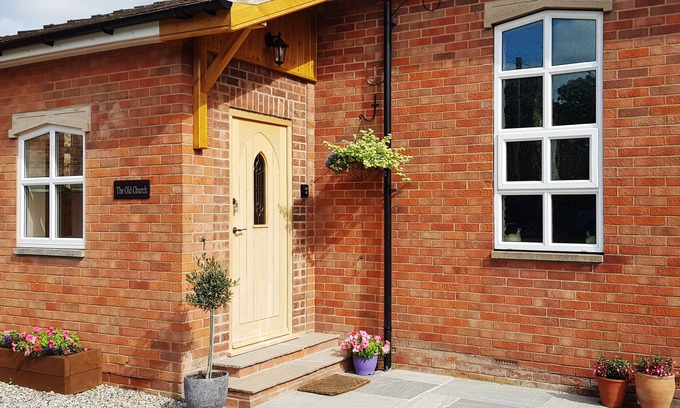 Shiptonthorpe Cottage | THE OLD CHURCH, pet friendly, with a garden in Shiptonthorpe, York