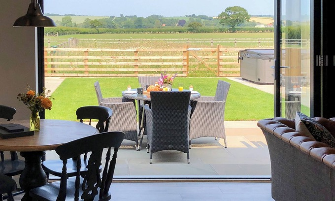 Pickering Cottage | The Old Dairy - UK31253