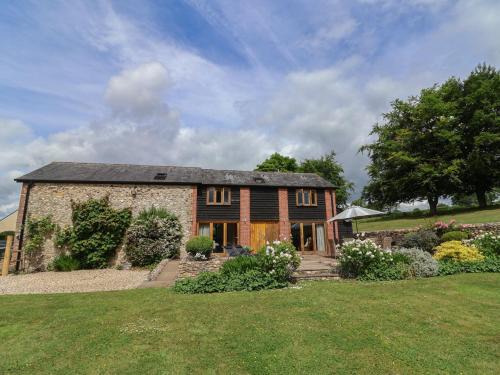 Honiton House | The Old Log Shed