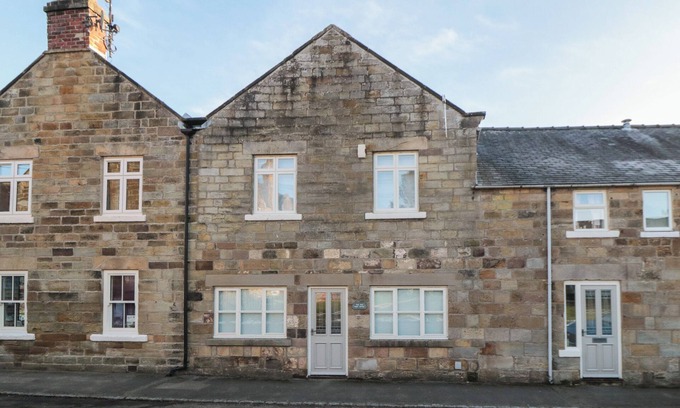 Rosedale Abbey Cottage | THE OLD POST OFFICE, family friendly, with a garden in Rosedale Abbey