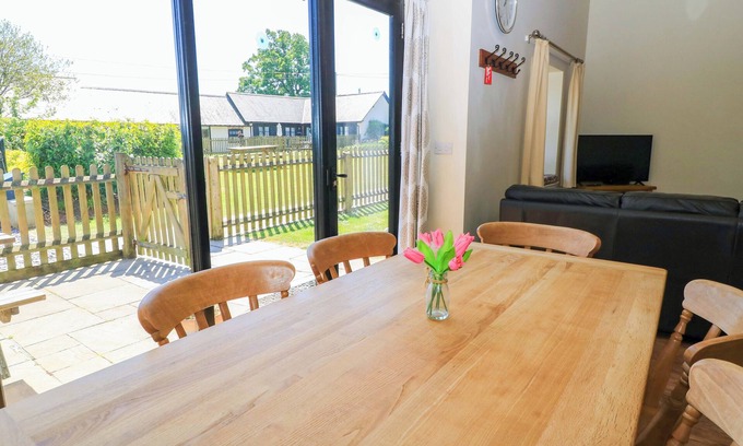 Blandford Forum Cottage | The Old Stables