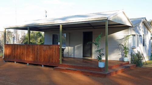 Corrigin Apartment | The Olive Shack