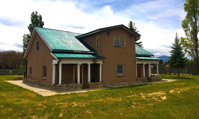 Truchas House | The Opus House - Peaceful serenity along the highway to the Taos Scenic Byway