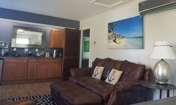 Biloxi Cottage | The Orchard Cottage, 2 Blocks To Downtown OS - To Food, Fun, & Festivities!