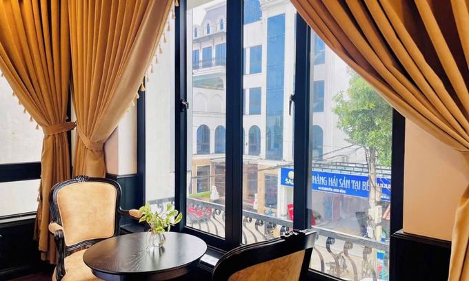 Hue City Centre Hotel | The Orchid Premium Hotel