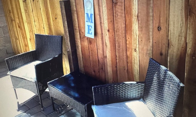 Paradise Apartment | The palm trees