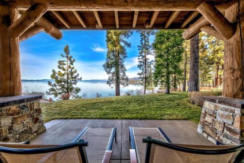 Sierra Shores Apartment | The PEAK Mont Blanc 1 - The Ultimate in Lakefront Luxury