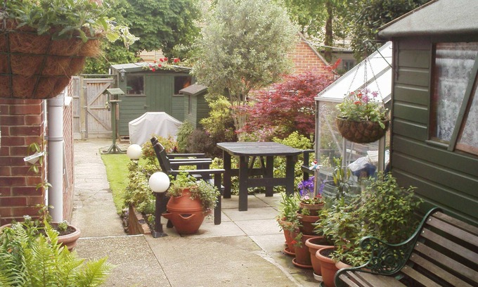 Weymouth Bed & Breakfast | The Pebbles - B&B