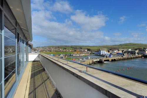 West Bay Apartment | The Penthouse