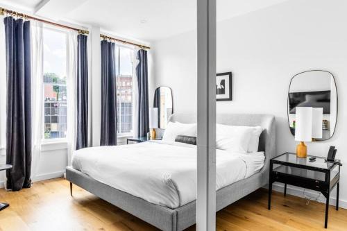 Bangor Apartment | The Phenix Historic DTWN Hotel, King Bed, Pickering Square View, Room # 301