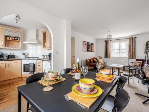 Liverpool Apartment | The Point, 2 Bed Flat, Parking - Pass the Keys