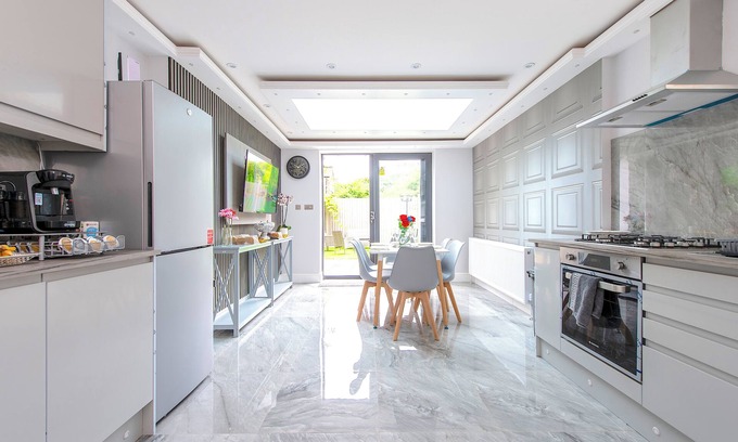 Clapton House | The Pond House - Ensuite Rooms