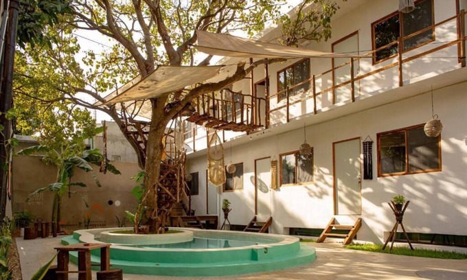 Jimenez Hotel | The Pool Treehouse Hotel