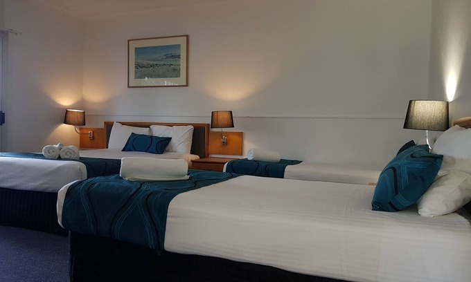 Allenstown Hotel | The Q Motel