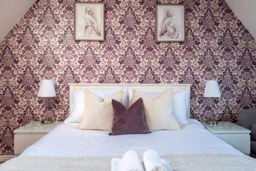 Iwade House | The Rainbow Retreat by Sheppey Stays