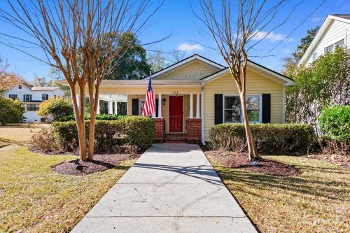 Georgetown House | The Red Door House in Historic Georgetown