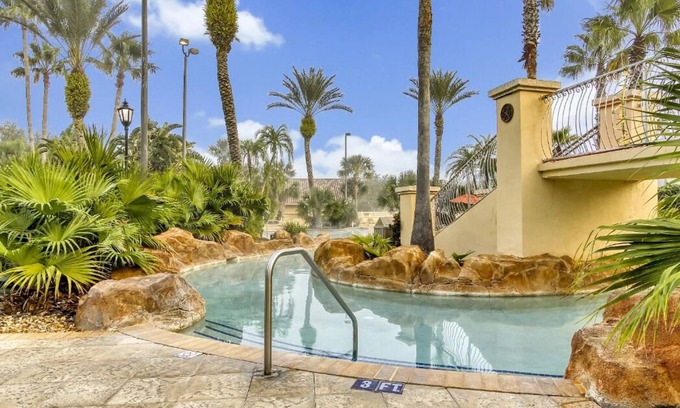 Highlands Reserve House | The Regal Palms Resort With Lazy River and Arcade Games