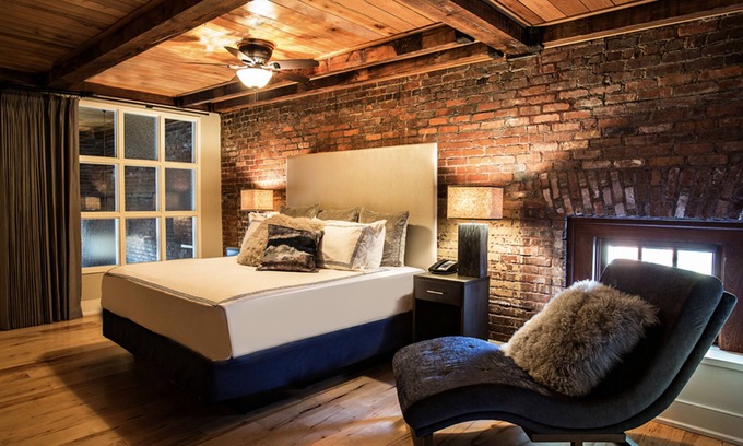 Charleston Historic District Hotel | The Restoration