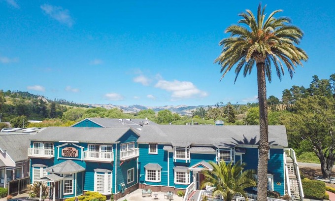 Cambria Hotel | The Rigdon House