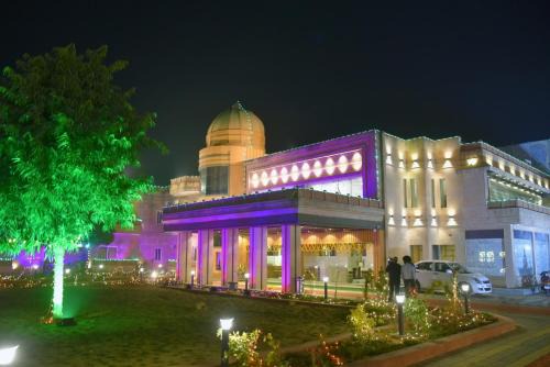 Chitrakoot Hotel | The River Front Resort