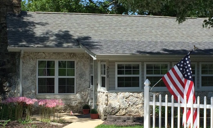 Salem House | The Rock House - 1 bdrm, 1 bath Salem Missouri Vacation Rental