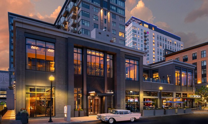 Assembly Square Hotel | The Row Hotel at Assembly Row, Autograph Collection