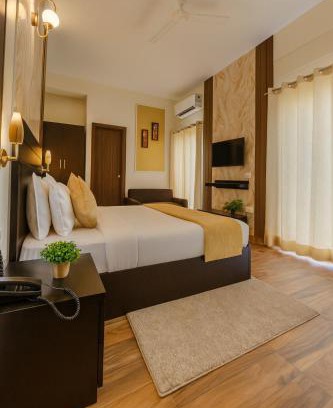 Robertsganj Hotel | The Ruby Resort, Vrindavan # Prime Location # Luxury Rooms # Near Prem Mandir # Restaurant # Big Lawn # Big Parking # By Nandan Group #