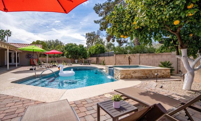 Moon Valley House | The Rusty Cactus