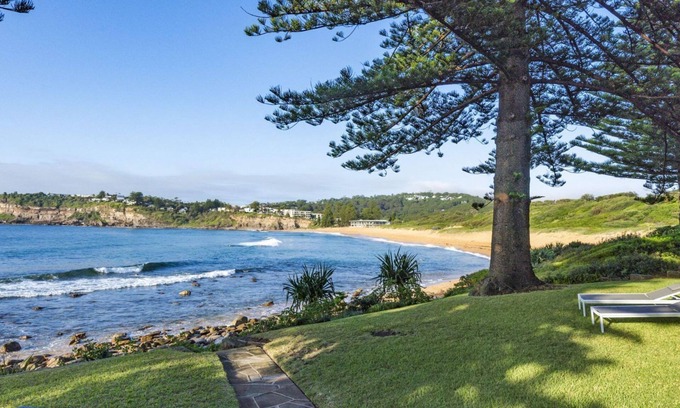 Avalon Beach House | THE SANCTUARY by Palm Beach Holiday Rentals